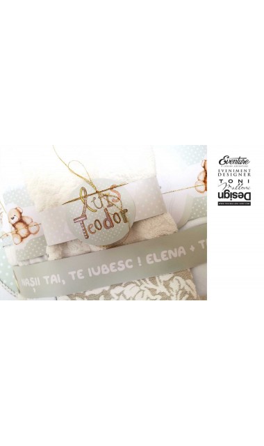 Trusou de botez cu ursuletul brun si buline pe fundal verde menta, Rustico 5